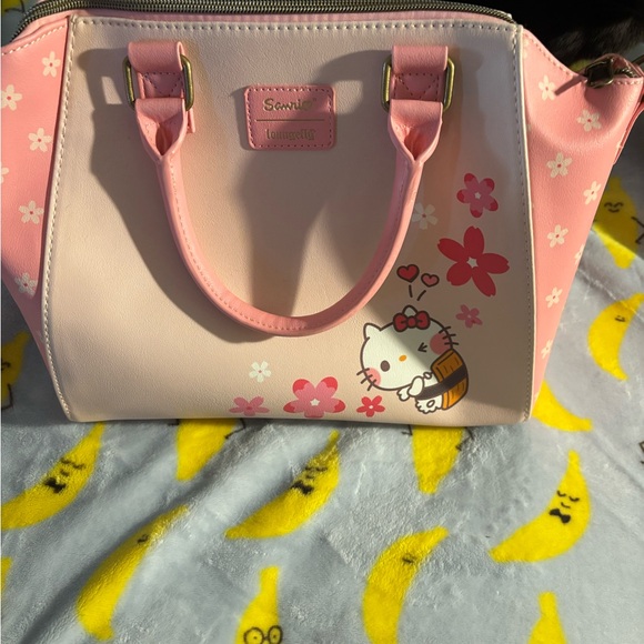 Loungefly - Picture 2 of 4